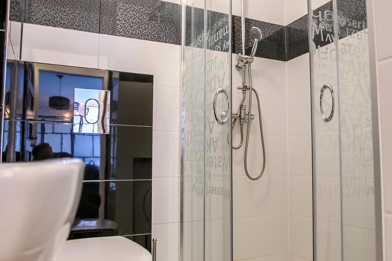 Chmielna Superior Apartment วอร์ซอ ภายนอก รูปภาพ